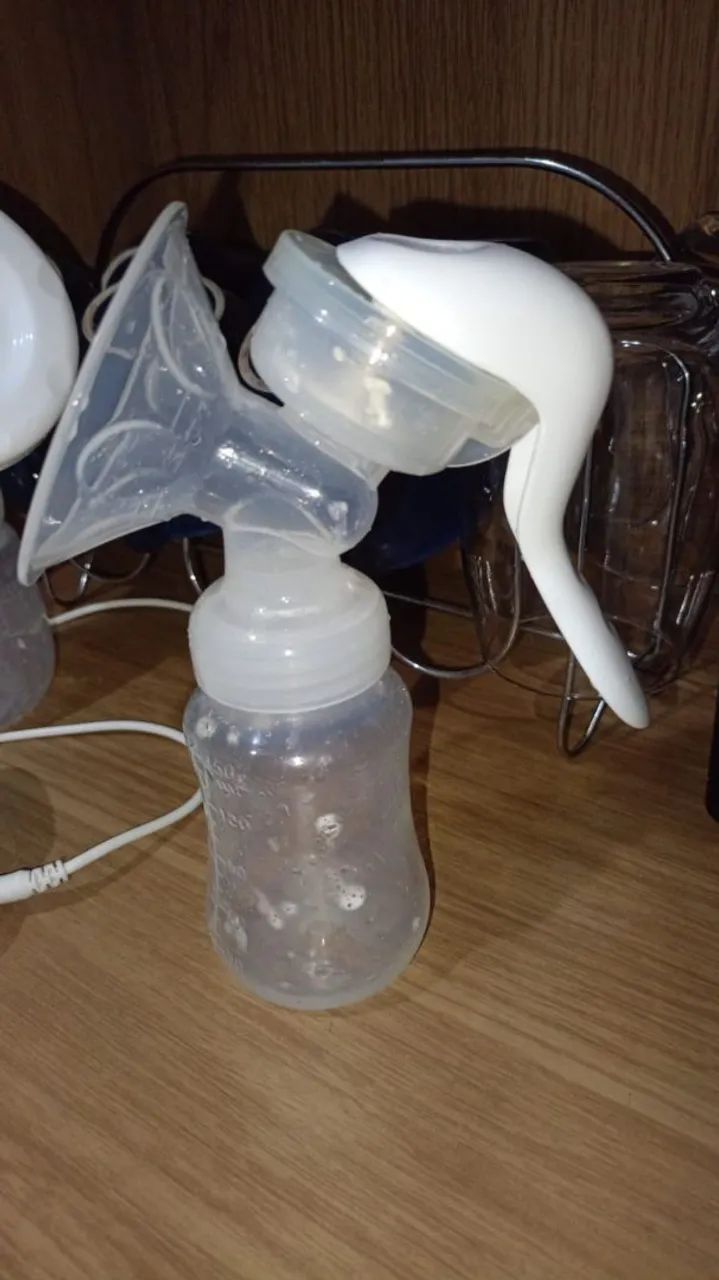 Bombinha de tirar leite materno elétrica  - Foto 3