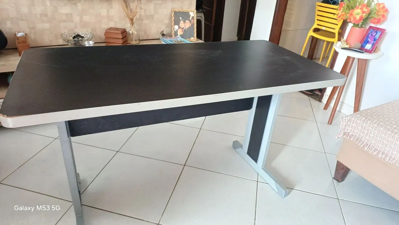 Vendo  escrivaninha  - Foto 2
