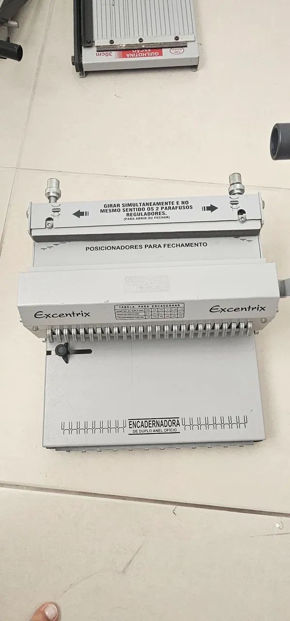 Excentrix - Encadernadora Wire-o - Foto 3