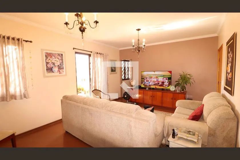 Casa à Venda - Vila Gustavo, 4 Quartos, 200 m2