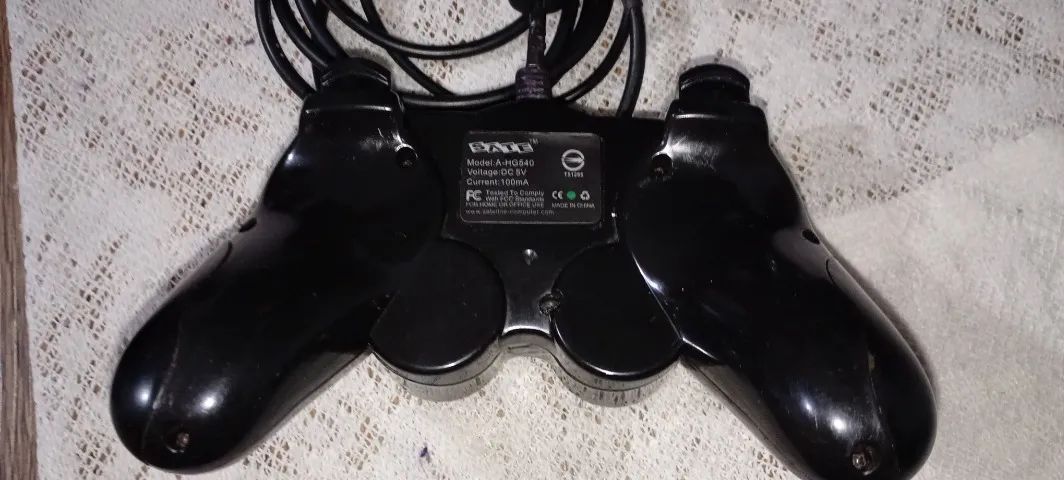 Controle USB de jogos  Para PC. - Foto 3