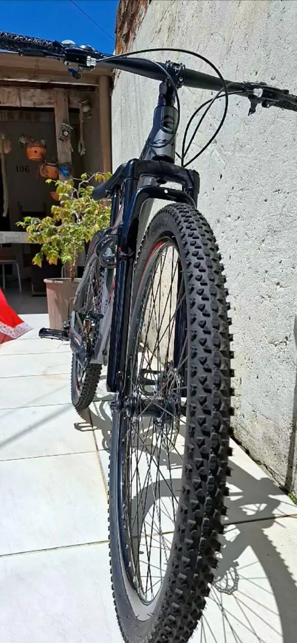 Bicicleta Aro 29 Ótimo Estado / Pronta para Uso - Foto 3