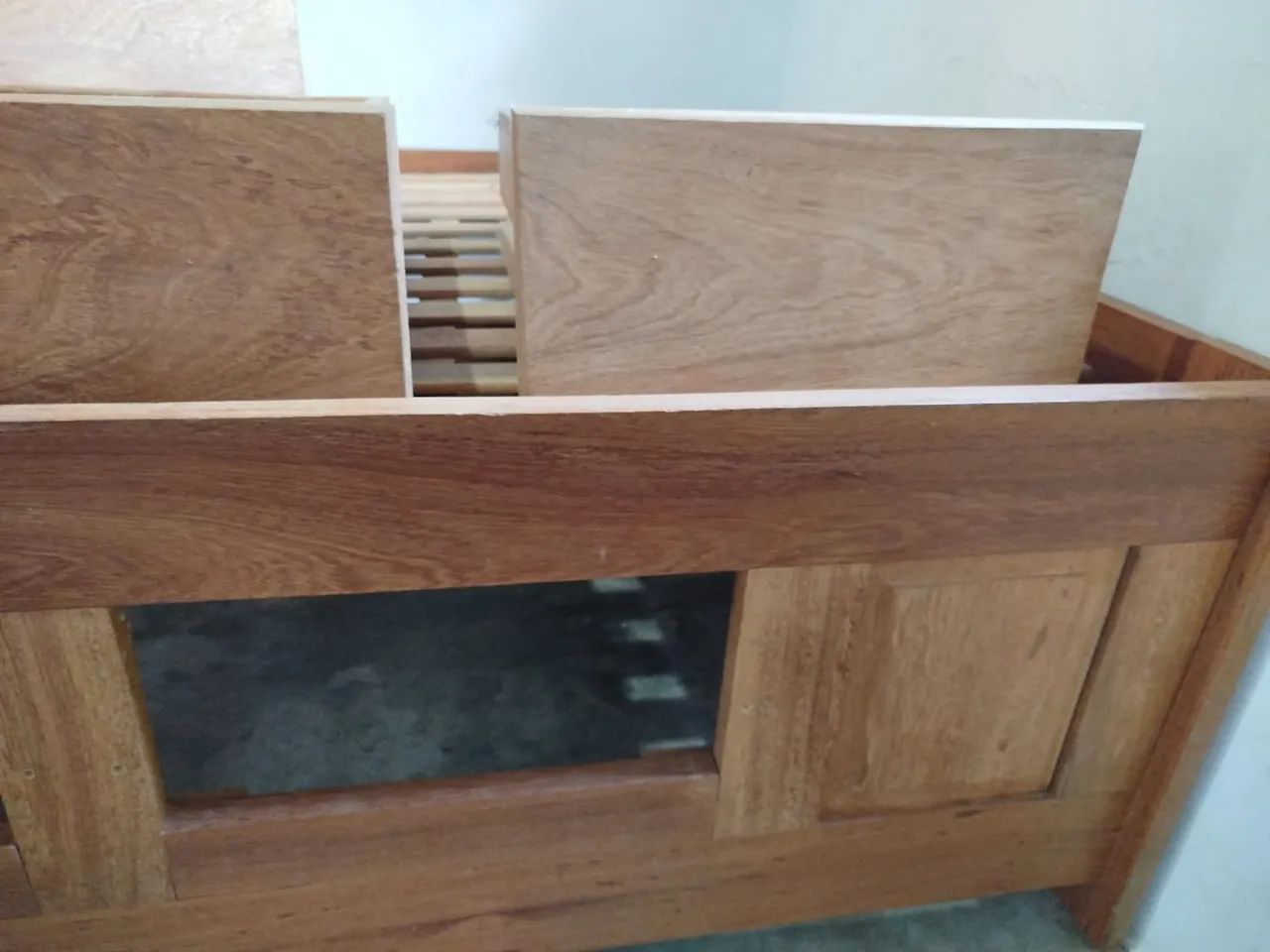 Cama casal madeira com gavetas - Foto 2