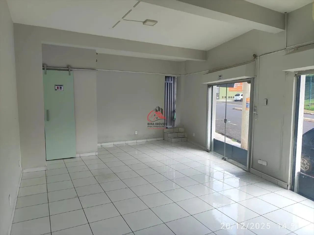 Ponto Comercial Duplex com 2 Salas Conjugadas com 2 Banheiros no bairro São Benedito - Foto 2
