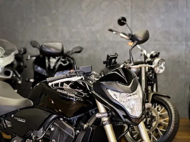 Honda CB600F 2011/2012 - Foto 2