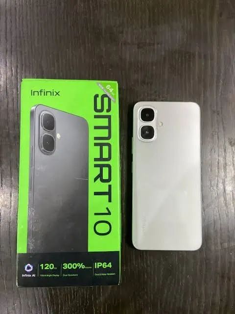 Celular Infinix Smart 10 64GB/6GB Lacrado - Celulares e