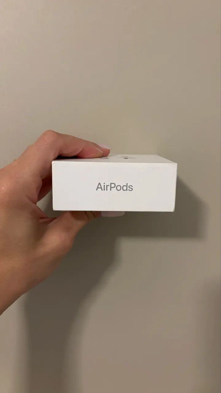 AirPods 4