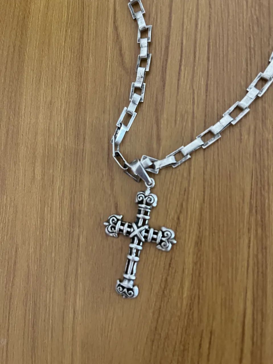 Cordão de Prata com Pingente 