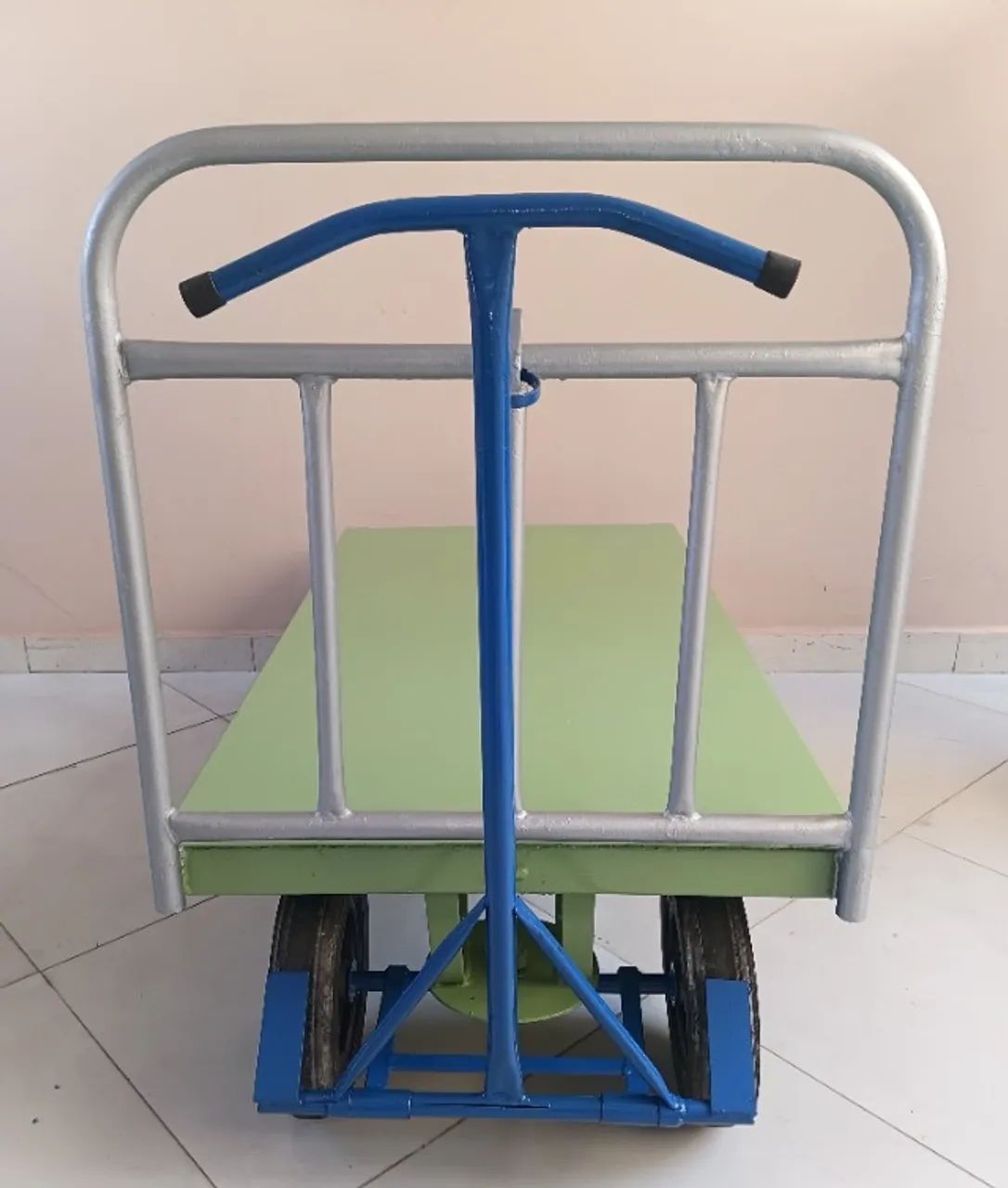 Carrinho Plataforma em Aço - Usado (excelente estado) - Foto 4