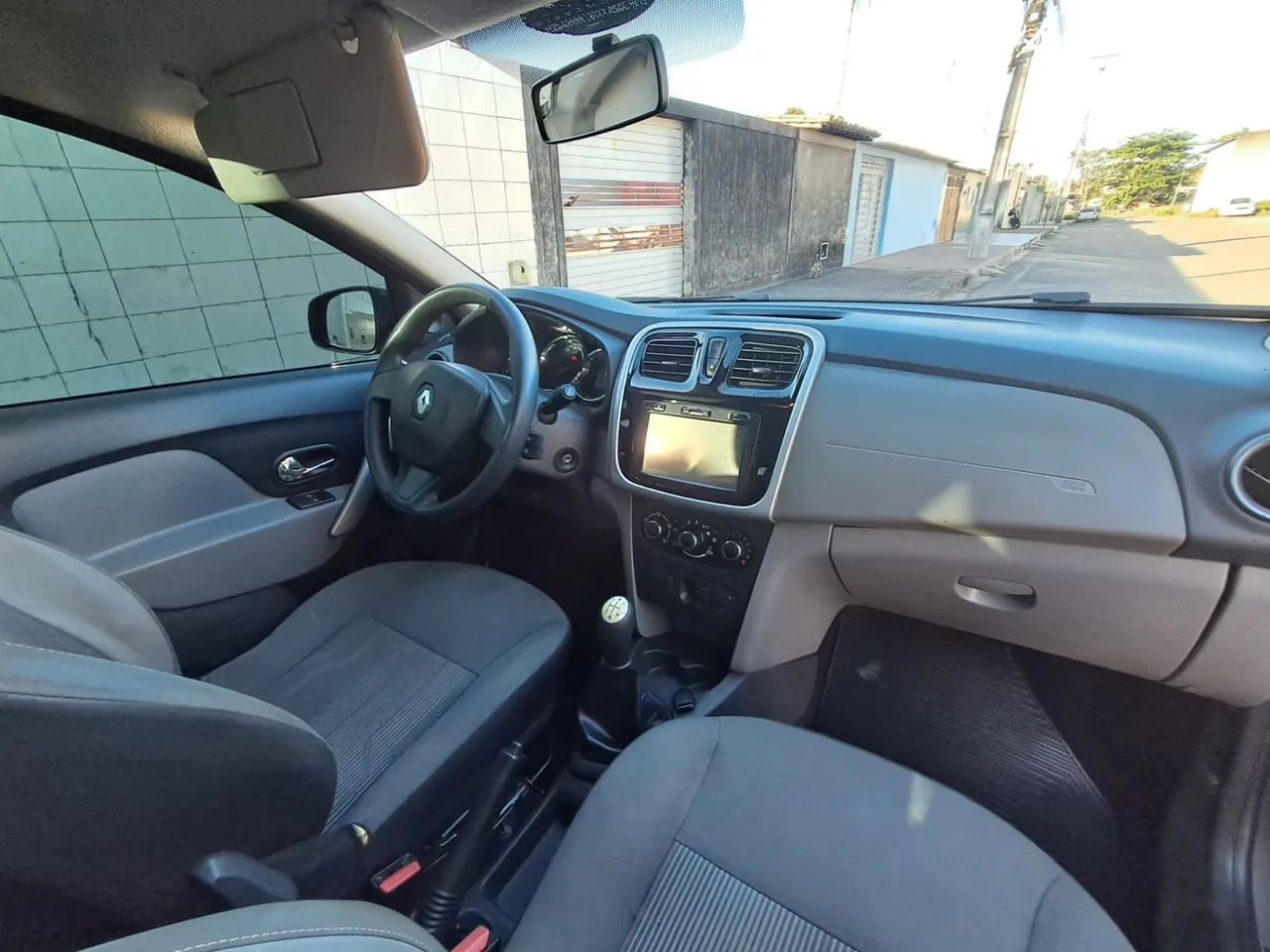 Renault Logan Expression Hi-flex 1.6 8V 4P 2014 - Foto 4