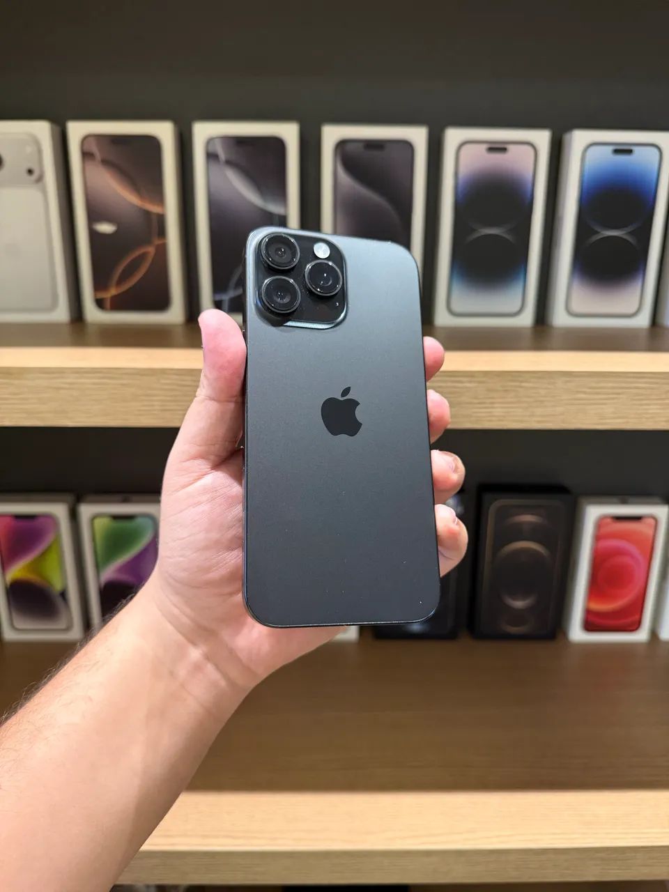 iPhone 16 Pro Max 256GB - PRETO  - Foto 2