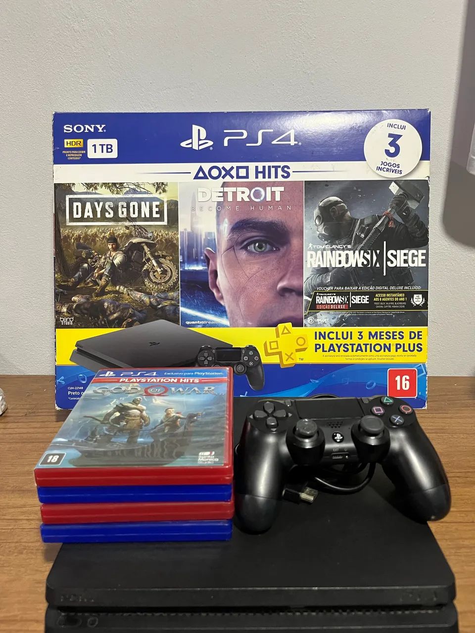 PS4 Slim 1 TB