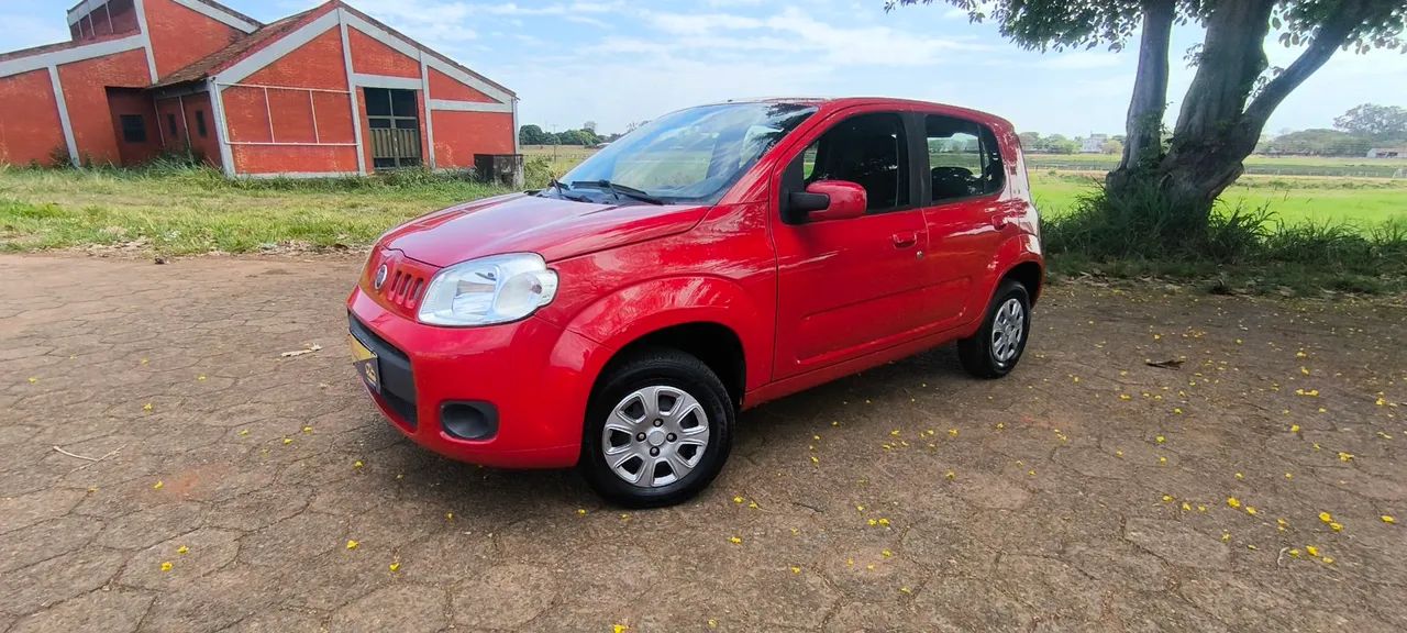 Fiat Uno VIVACE CELEB. 1.0 EVO F.FLEX 8V 5P 2011