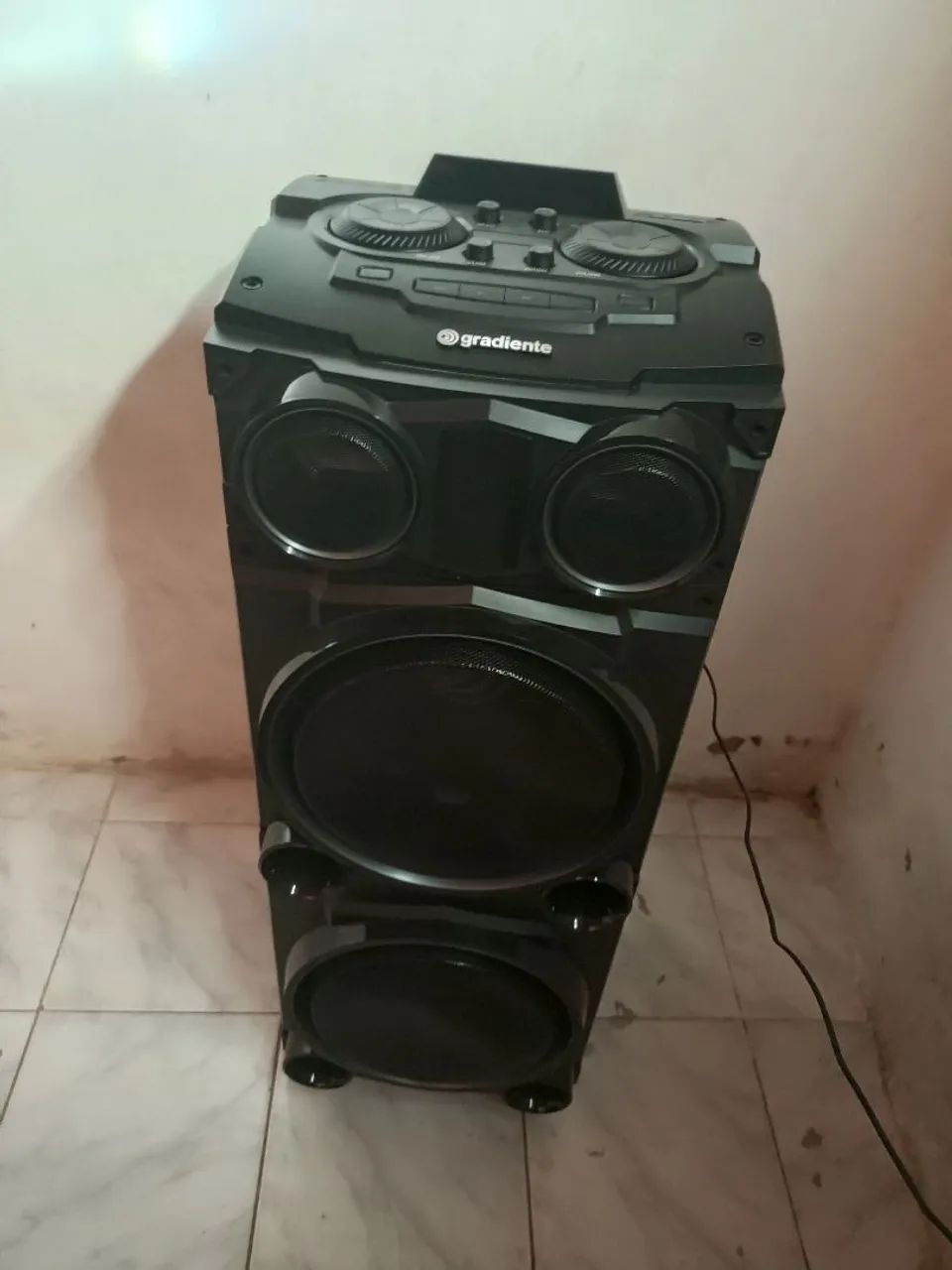 caixa de som black bass 1800w gradiente