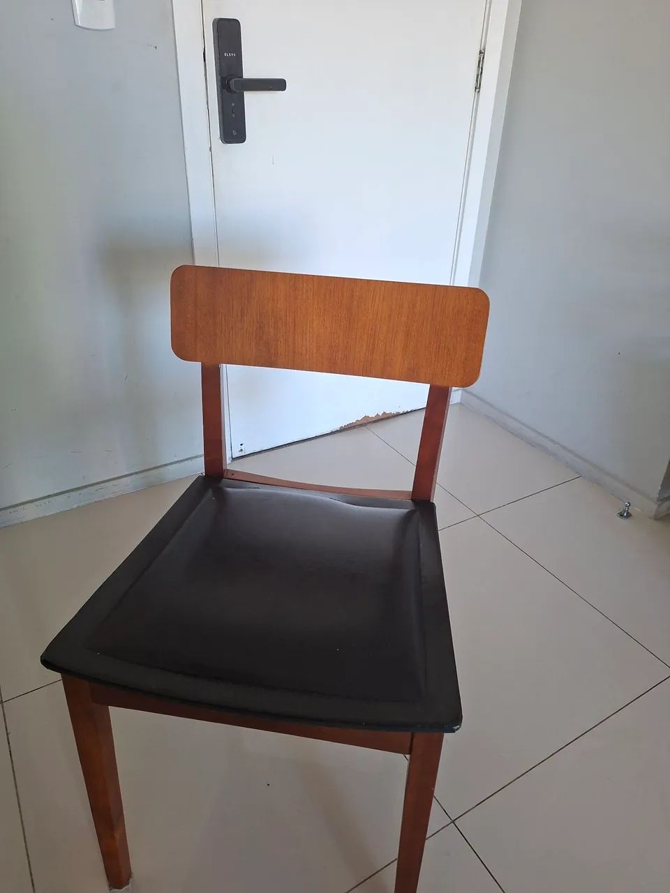 Cadeira de Jantar Tango