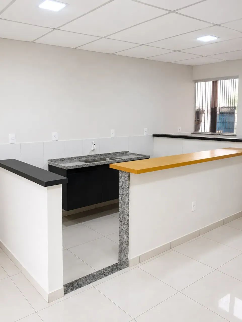 Loja / Espaço comercial amplo em Engenho de Dentro - Rio de Janeiro - Foto 3