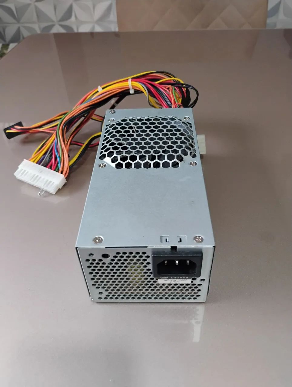 Fonte Pc  Delta modelo DPS 250AB leia a descrição  - Foto 4