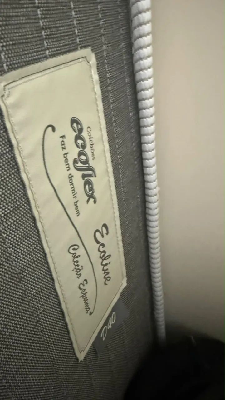 Colchão Queen - PRATICAMENTE NOVO - Foto 5
