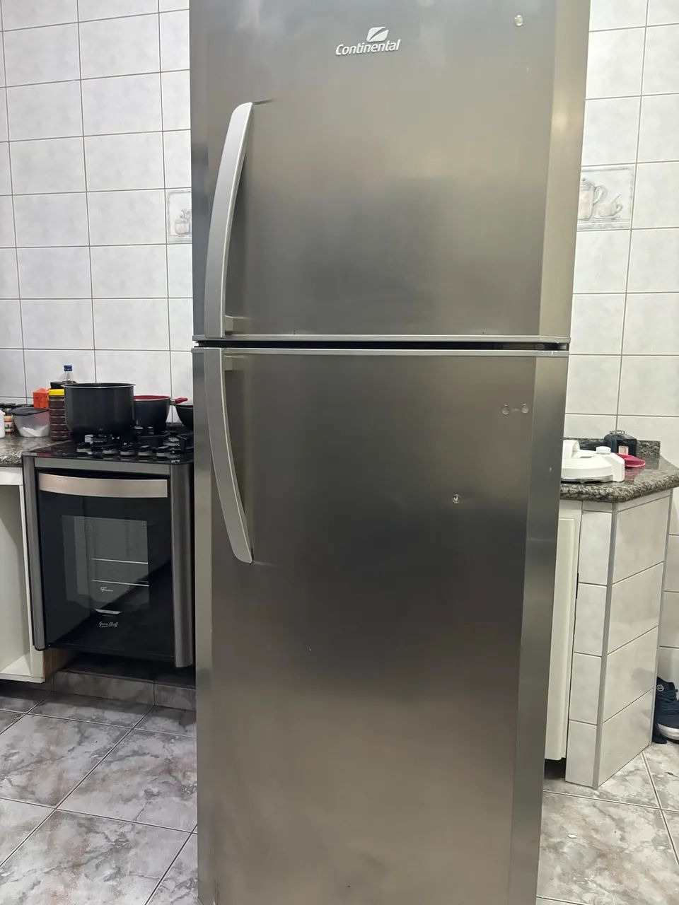 Geladeira continental 410l