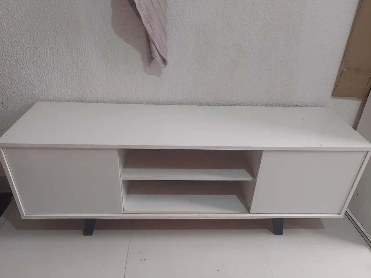 Rack branco com 2 portas de correr