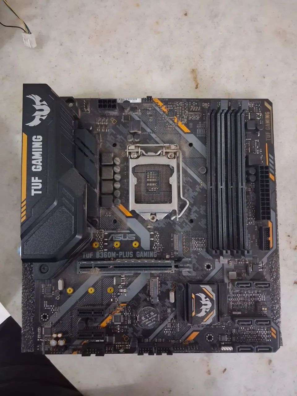 Placa Mãe: TUF B360-PLUS GAMING/BR
