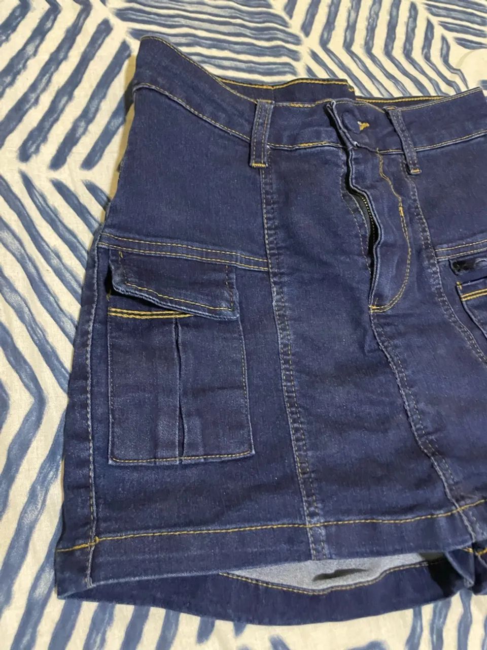 Short saia jeans azul escuro  - Foto 5