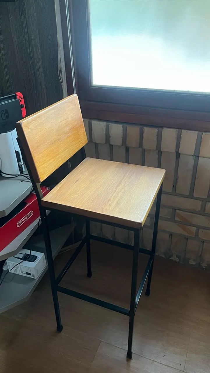 Mesa Bistrô Alta com 2 Cadeiras - Estilo Industrial - Foto 3