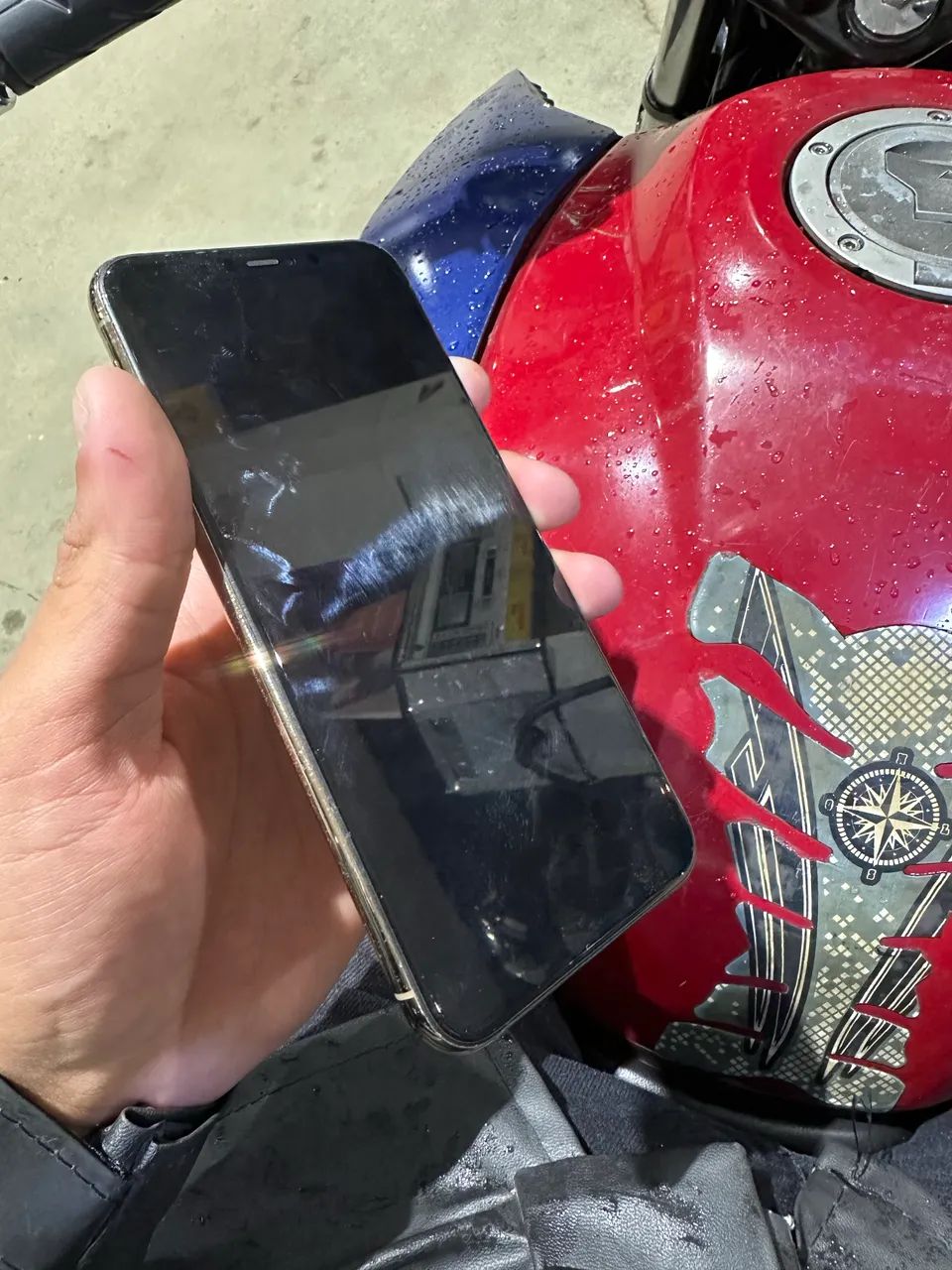 IPHONE 11 PRO MAX 256GB - Foto 3