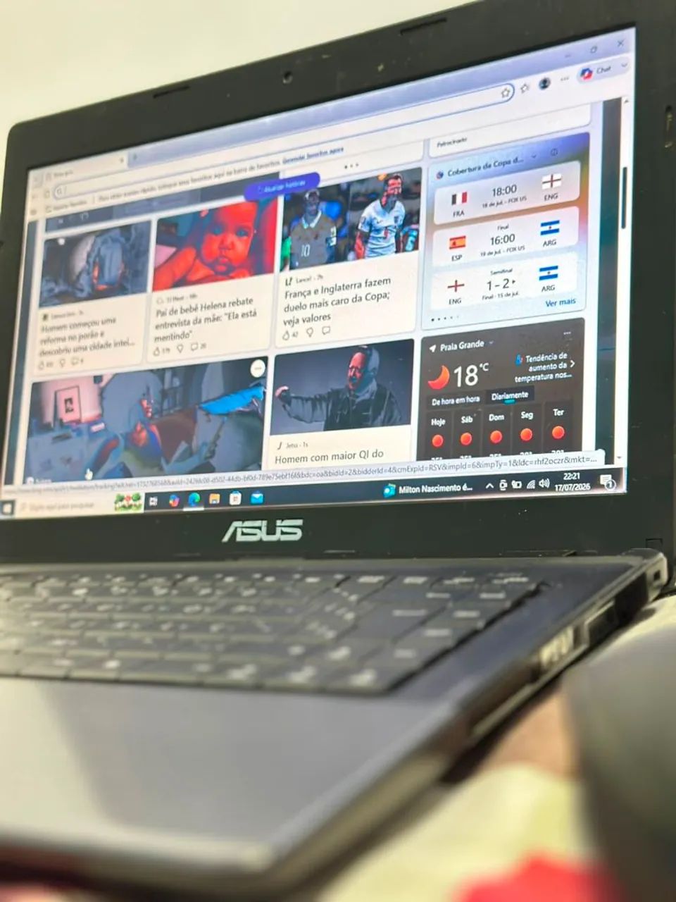 Notbook asus + Mouse e carregador - Foto 2