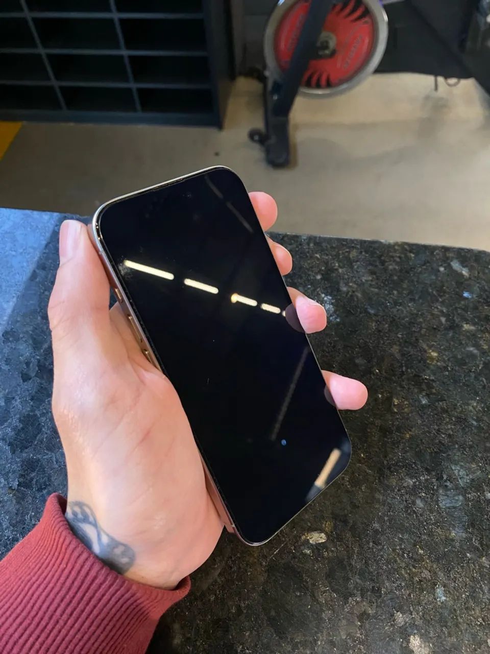 iPhone 15 PRO - Foto 2
