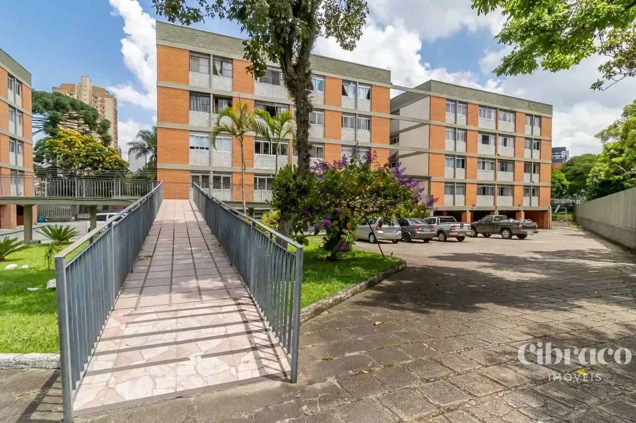 Apartamento para alugar no Cristo Rei com 2 quartos de 75m² - Edifício Principe
