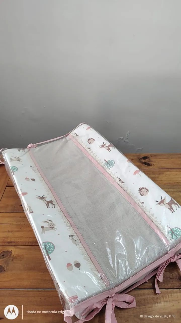 Trocador de Bebê Acolchoado com Capa Plástica - Tema Floresta / Animais - Foto 2