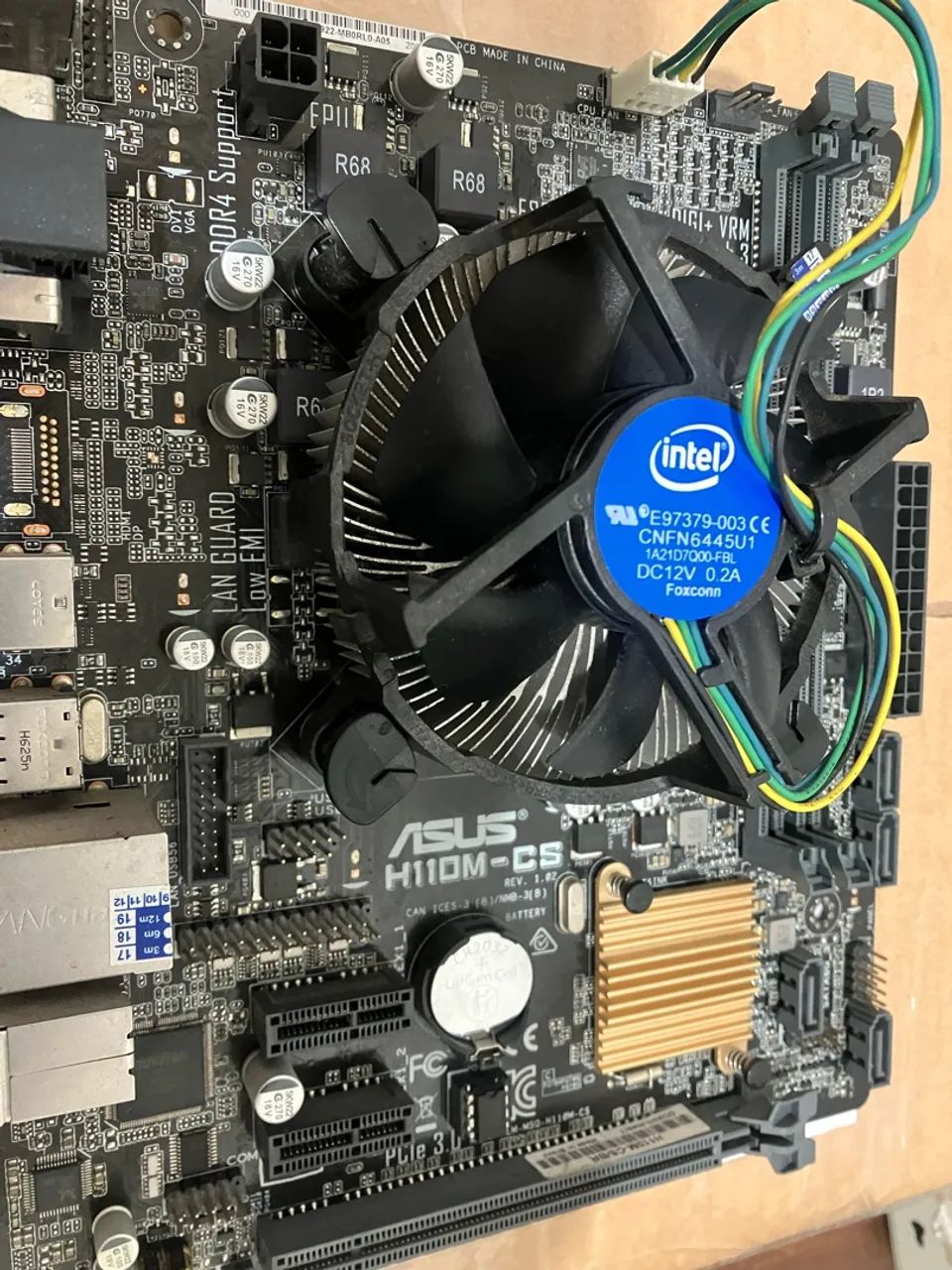 Kit placa mãe Asus H110m-cs e processador i3 7100 - Foto 2