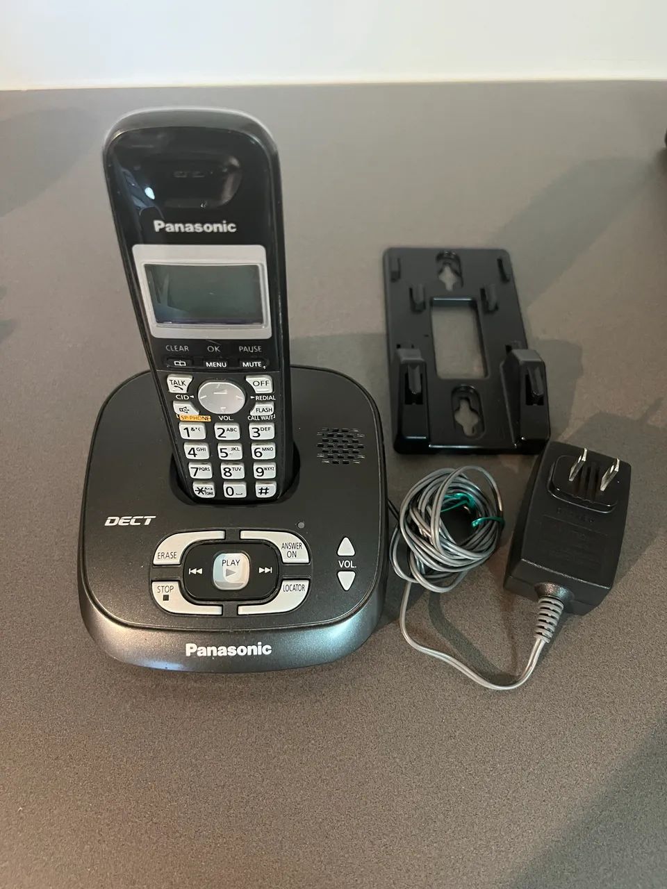 Telefone sem fio Panasonic Dect KX-TG4021LA - Foto 2
