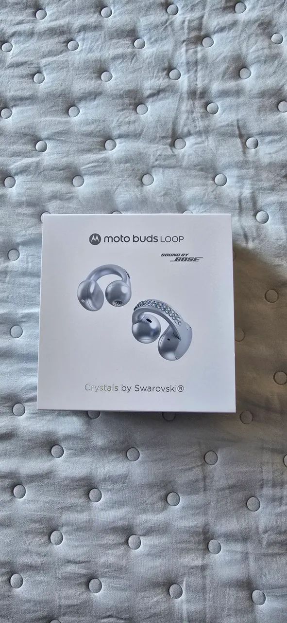 Moto buds loop by swarovisk 