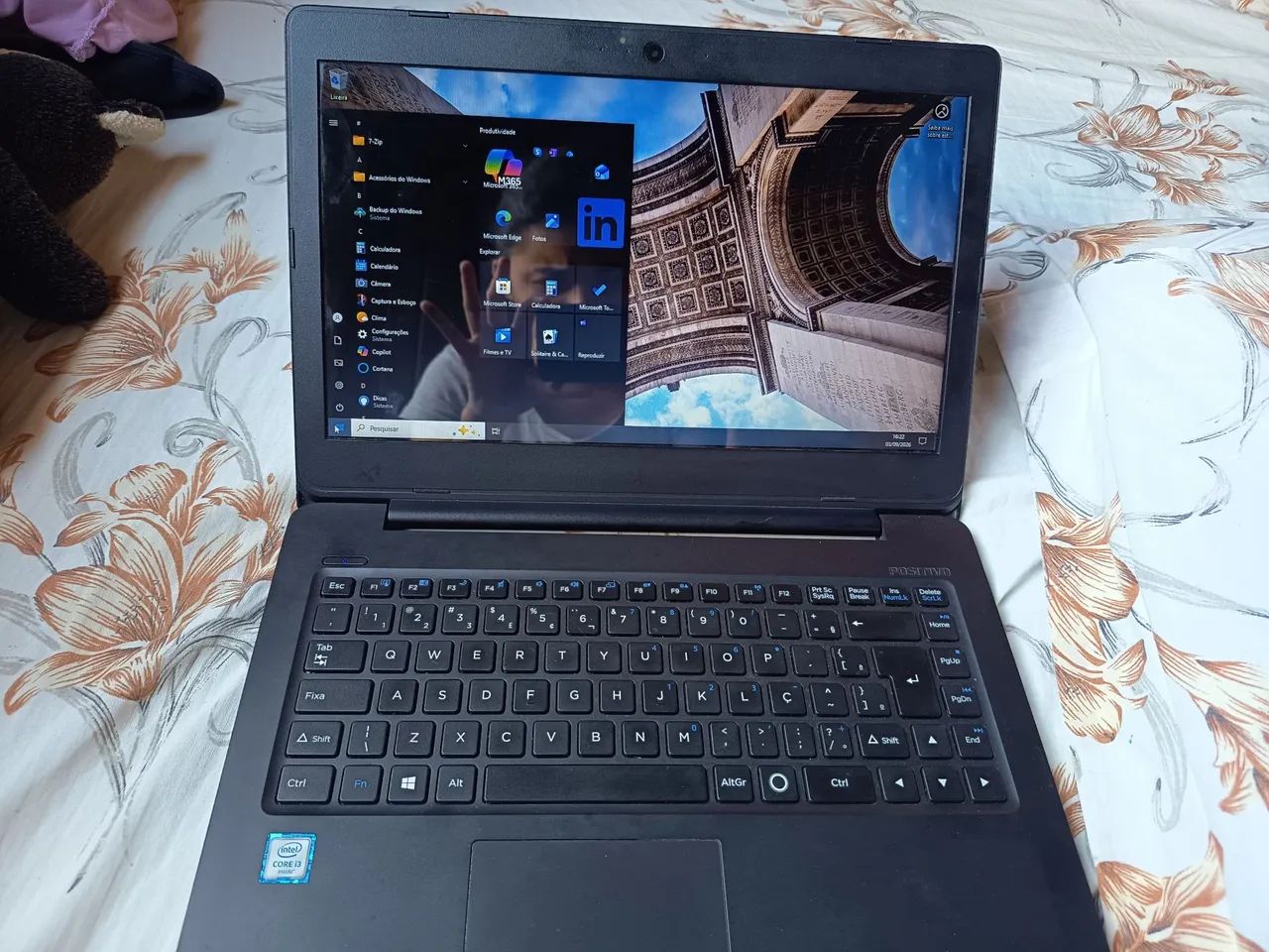Vende-se notebook 