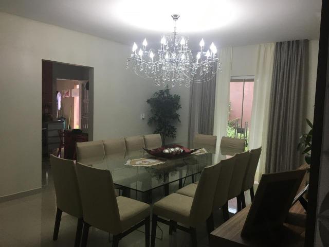 Linda casa térrea em lote de 800m² - Foto 10
