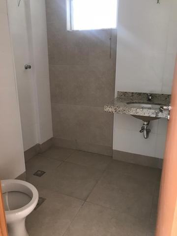 Aluga-se apartamento primeira moradia, quintal, prox futuro hospital universitário - Foto 9