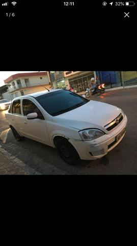 Vendo ou troco por moto Corsa sedan 2006 FLEX 1.8