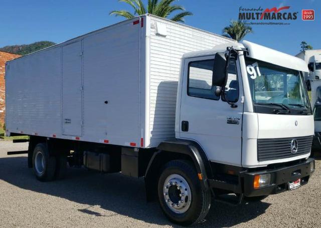 Mercedes Benz 1214 C - Baú de 6.60m - Foto 2