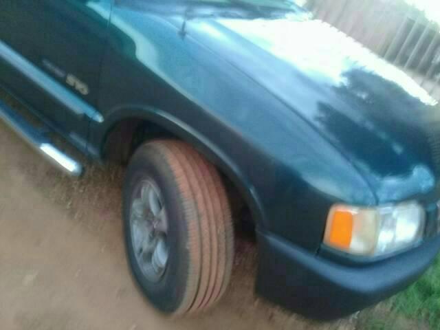 Vendo s 10 aceito troca doc ok COMPLETA delux gasolina cor Verde - Foto 3