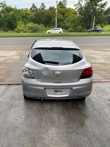 Sucata Chevrolet Onix Joy 1.0 8v 2019/2019 - Foto 5