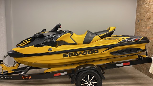 Jet ski RXTX 300 