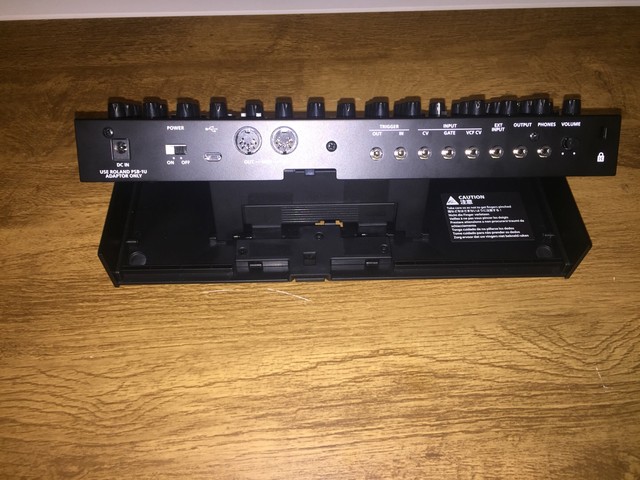 Roland SE-02