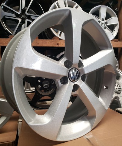 Rodas Golf GTI aro 17