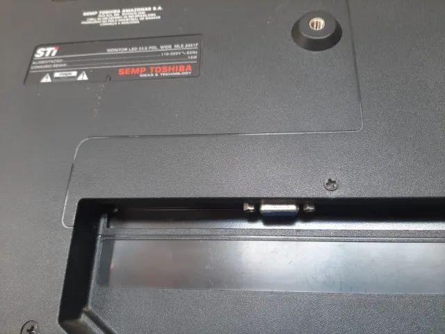 Monitor Semp Toshiba 23.6 Polegadas - Foto 4