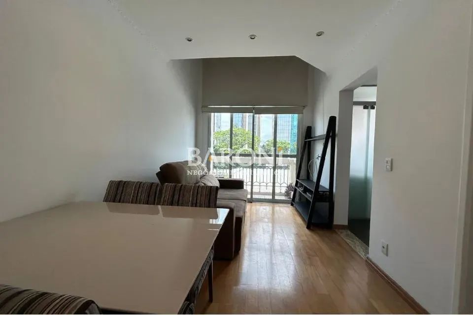 Apartamento duplex para venda e locação no Campo Belo, 47m², 1 suíte, varanda, 1 vaga, laz