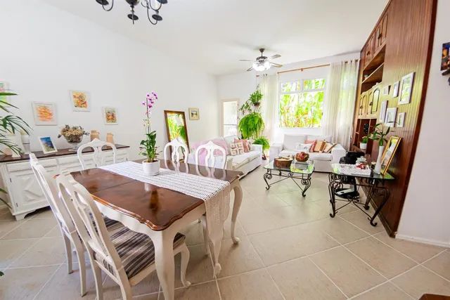 Humaitá | Casa 4 quartos, sendo 1 suite