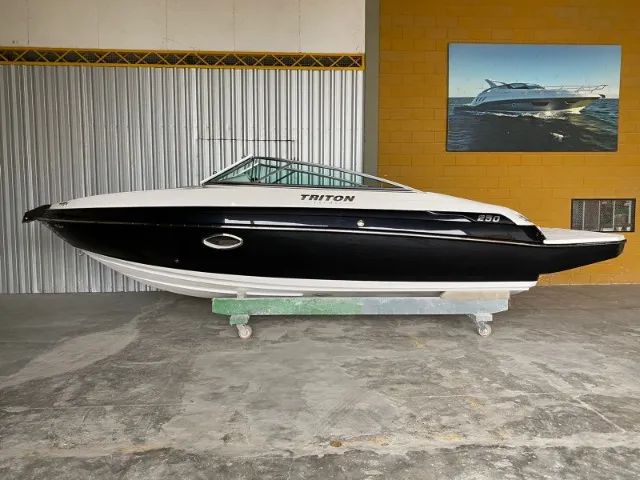 Lancha Triton 250 Open - (25 pés) - Ñ e Armati/NX/Focker/FS/Solara - Foto 8