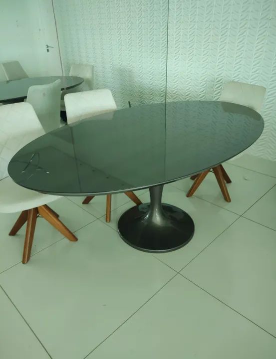 MESA DE JANTAR OVAL- 4 CADEIRAS - R$ 5.000,00 - Foto 2